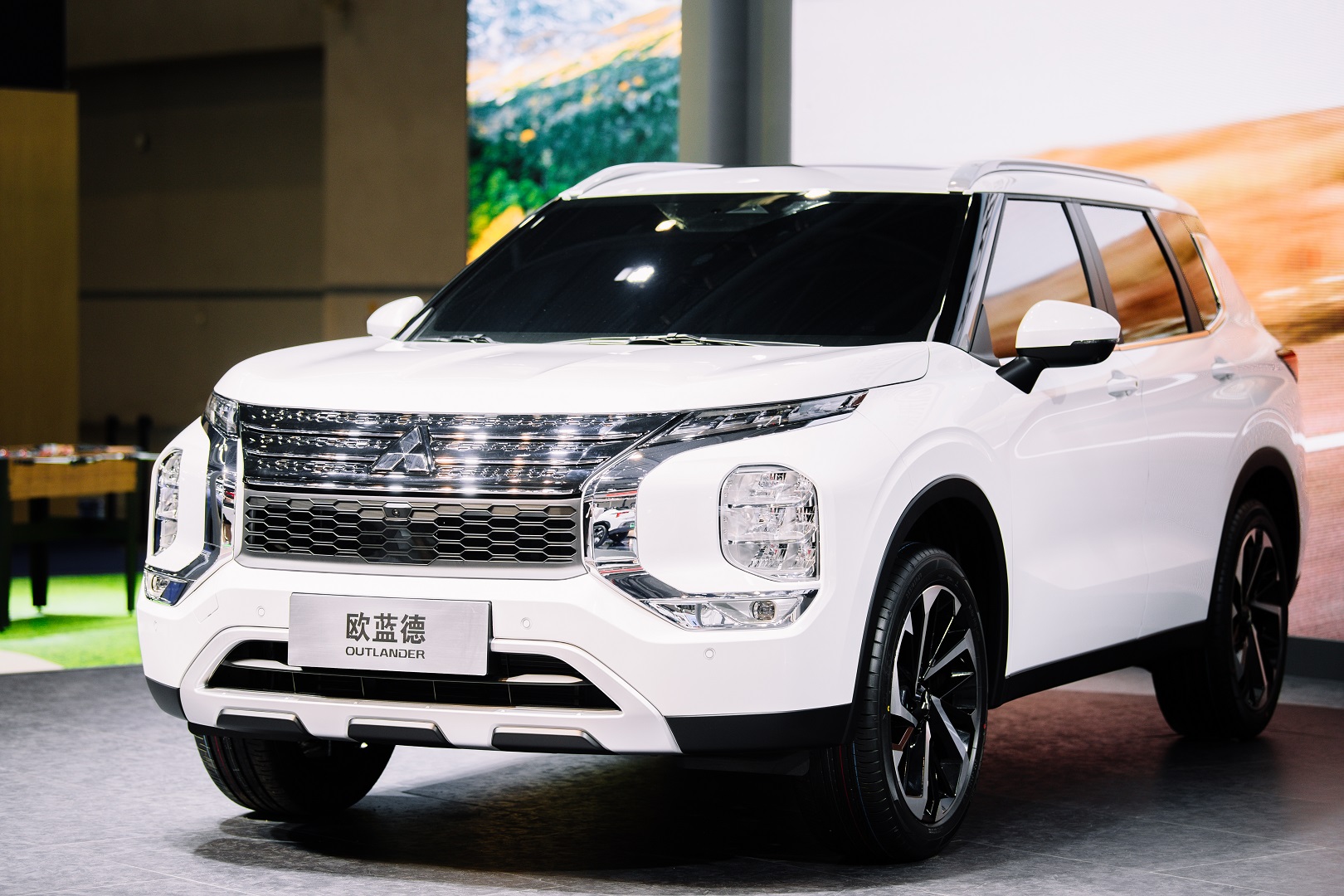 盛气凌人硬派风全新欧蓝德颠覆的不仅仅是颜值