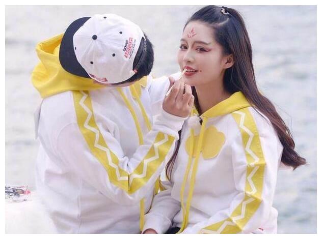 陈赫又要搞事情?与李沁简直互动简直就是情侣啊