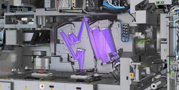 ASML新一代光刻机27亿元一台！__财经头条