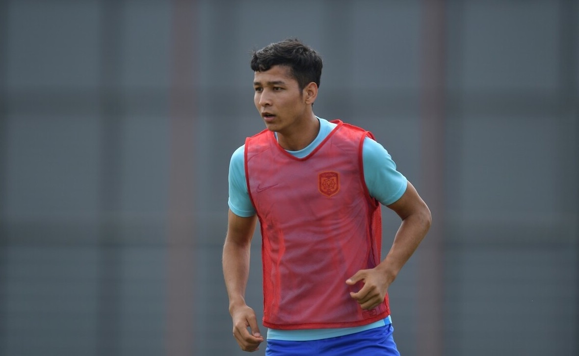 苏宁足球队是否解散有了新转机媒体爆料球队正在积极联系买家