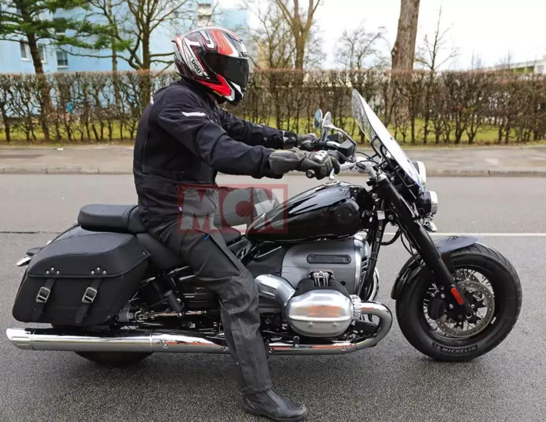 宝马1800cc大巡航无伪装曝光将下月初发布