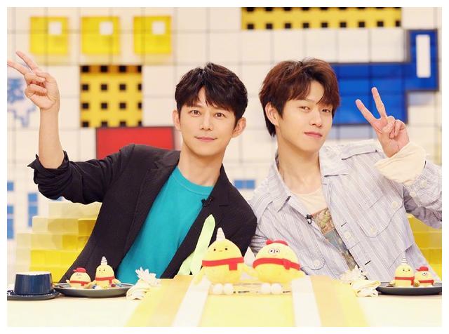 隐形富豪魏大勋与任嘉伦互动调侃互曝本名明星的本名你想象不到