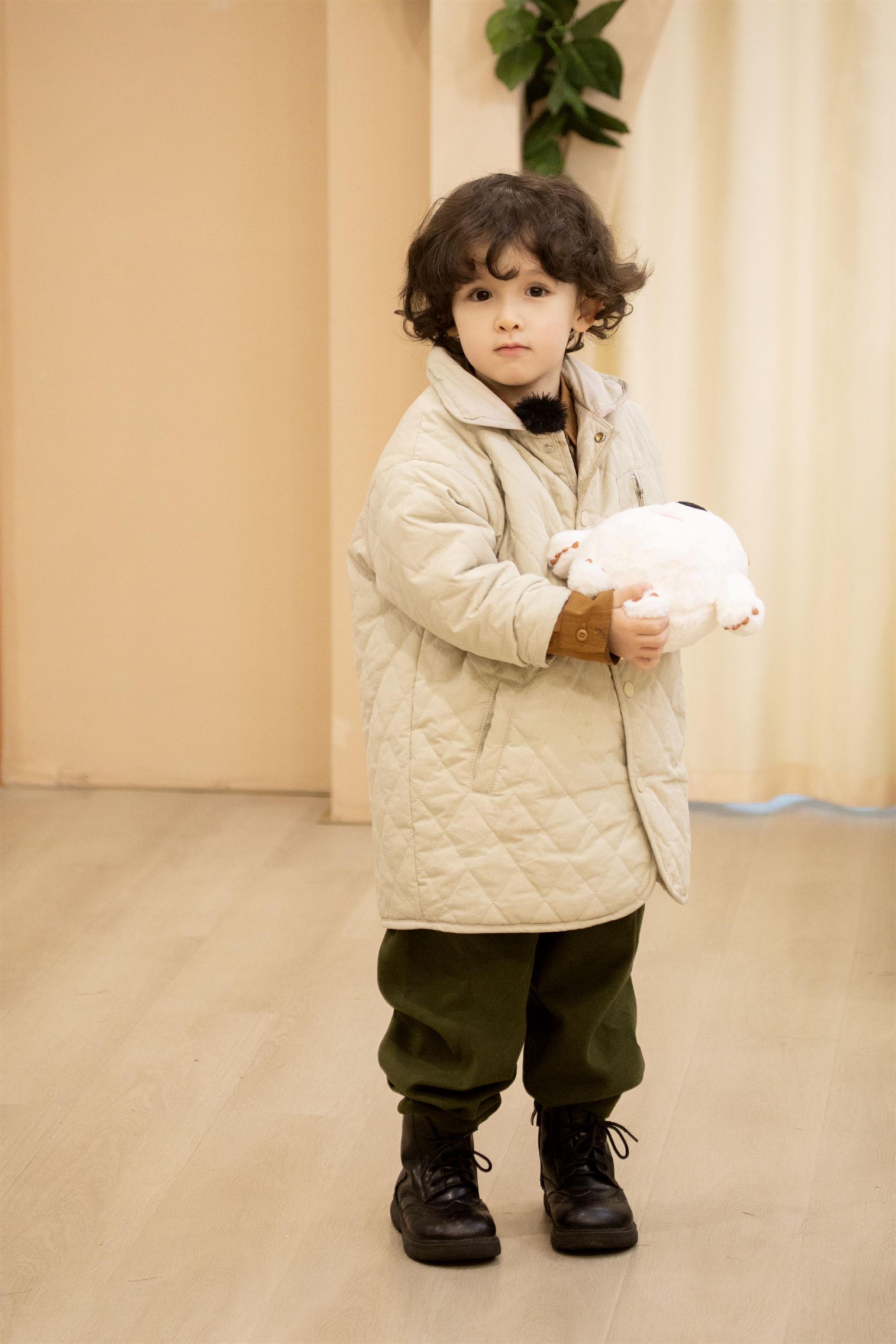 《爱上幼儿园7》儿童安全教育课__财经头条