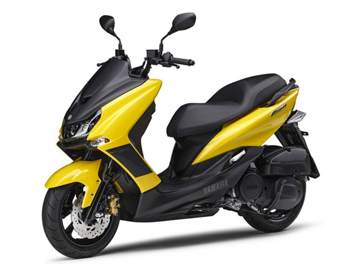 雅马哈发布新款运动踏板s-max155,跟n-max155是同门兄弟