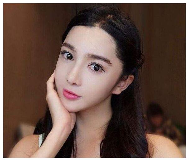 她曾是趙本山最美女徒弟,大好前程,如今卻在26歲香消玉殞