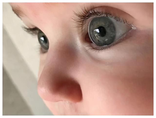 影响因素有5个,是不是"大眼仔"一目了然|宝宝|球球|新生儿_新浪新闻