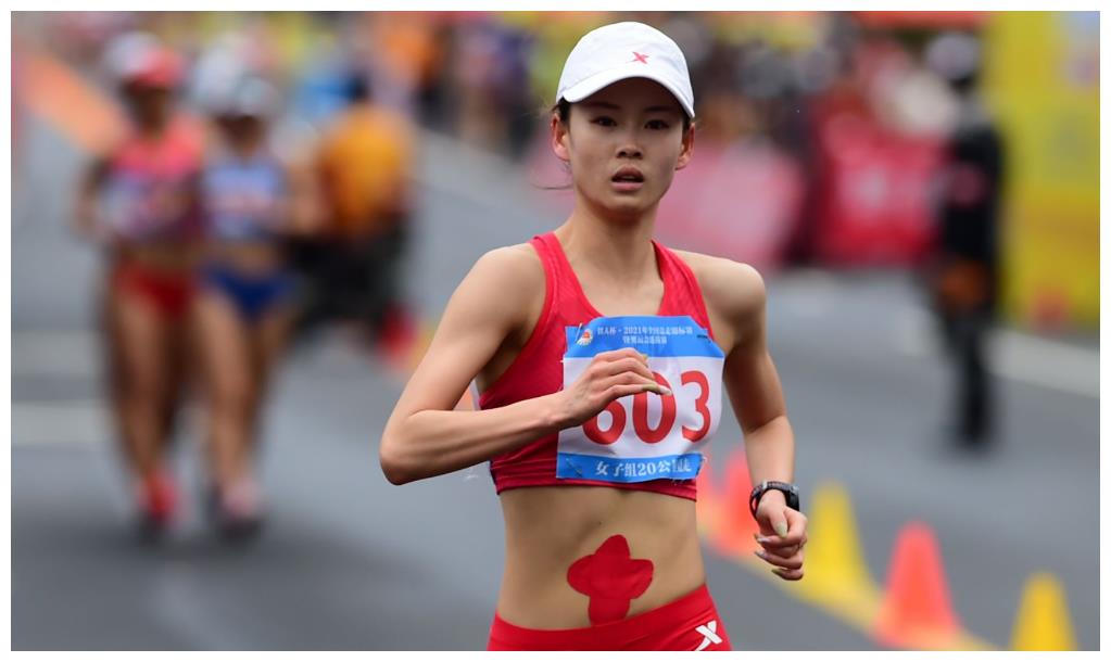 竞走规则全科普女神杨家玉遗憾丢奖牌终点前被裁判带走有原因