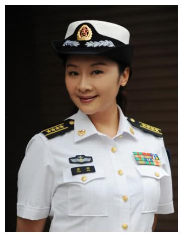 代表作有《黄河绝恋》,《无懈可击》,《英雄无悔》,《历史的天空》等