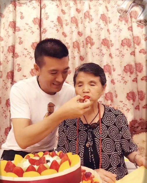 今年参加《婆婆和妈妈》的时候,杨子家的相处模式是最和谐最舒服,也是