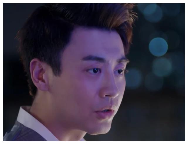 李东恒,在剧中饰演柯滢的丈夫梁雨泽,他也曾是《三生三世》里的连宋连