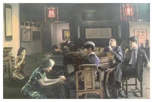 盗墓笔记霍仙姑为什么跪闷油瓶只因为那一双发丘指