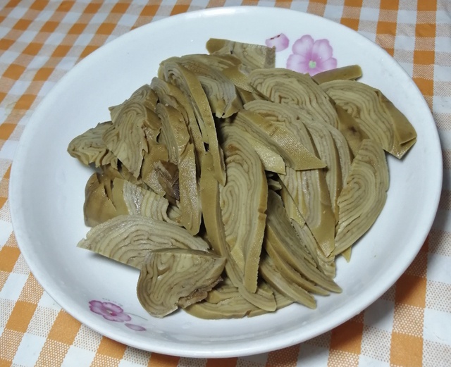 掌握这三个窍门,做出的家常凉菜凉拌素火腿,香嫩好吃,开胃下饭