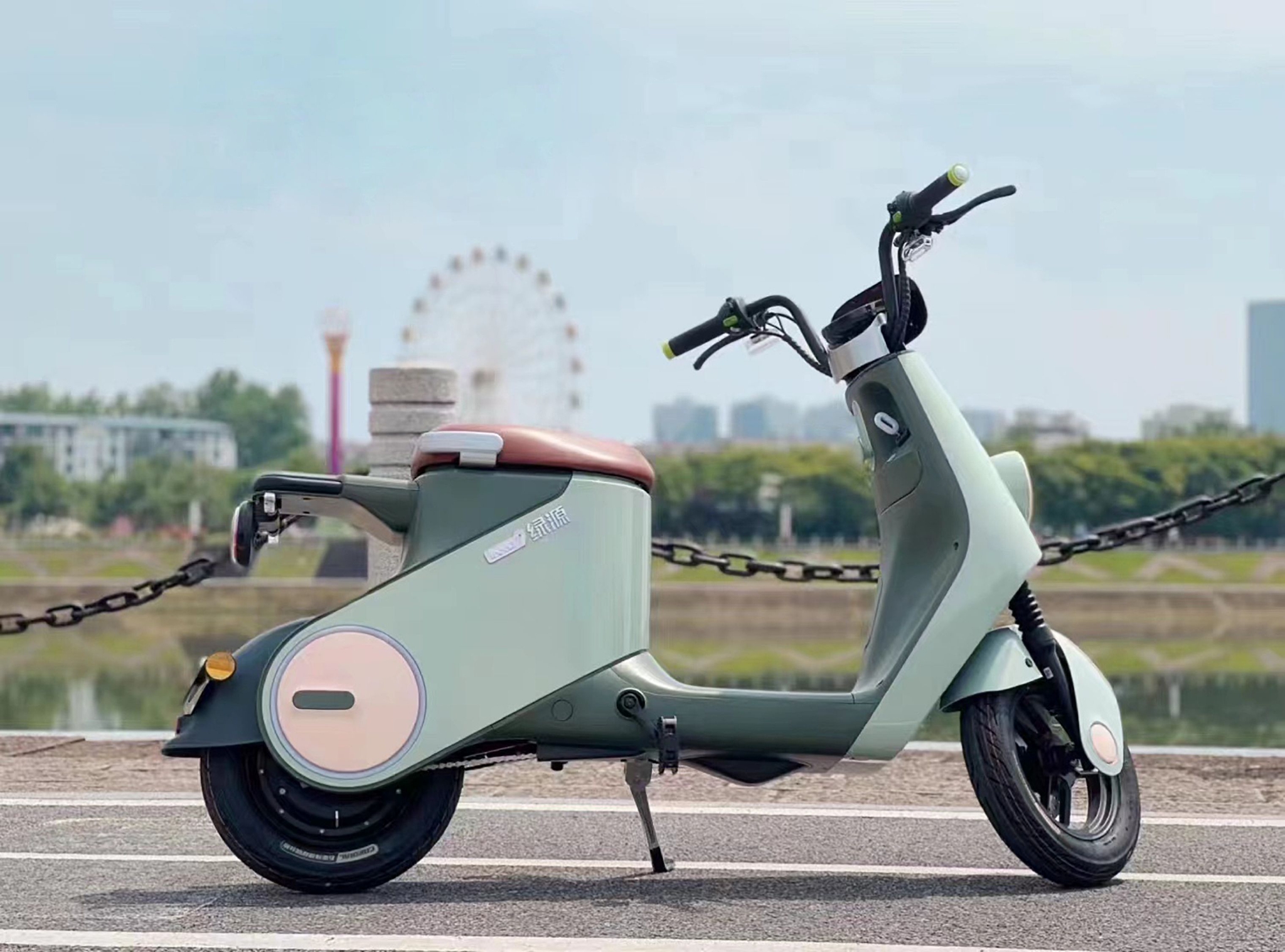 绿源电动车inno9评测续航超百公里超前设计理念外观更时尚