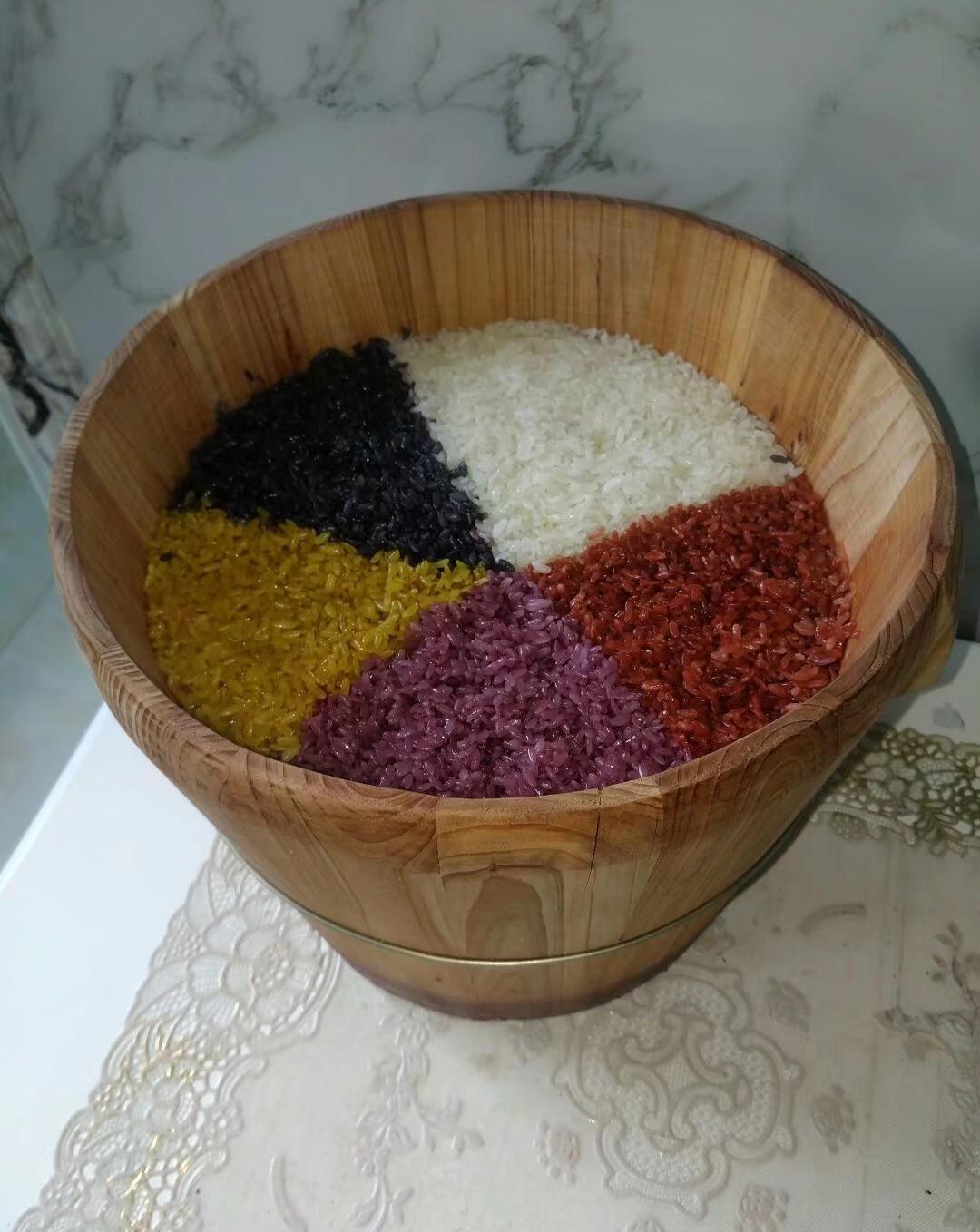 我做的壮乡五色糯米饭