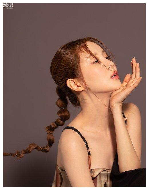少女时代徐贤 新画报 大秀成熟美貌 称赞 冷艳美人 财经头条 少女时代徐贤 新画报 大秀成熟美貌 称赞 冷艳美人 财经头条