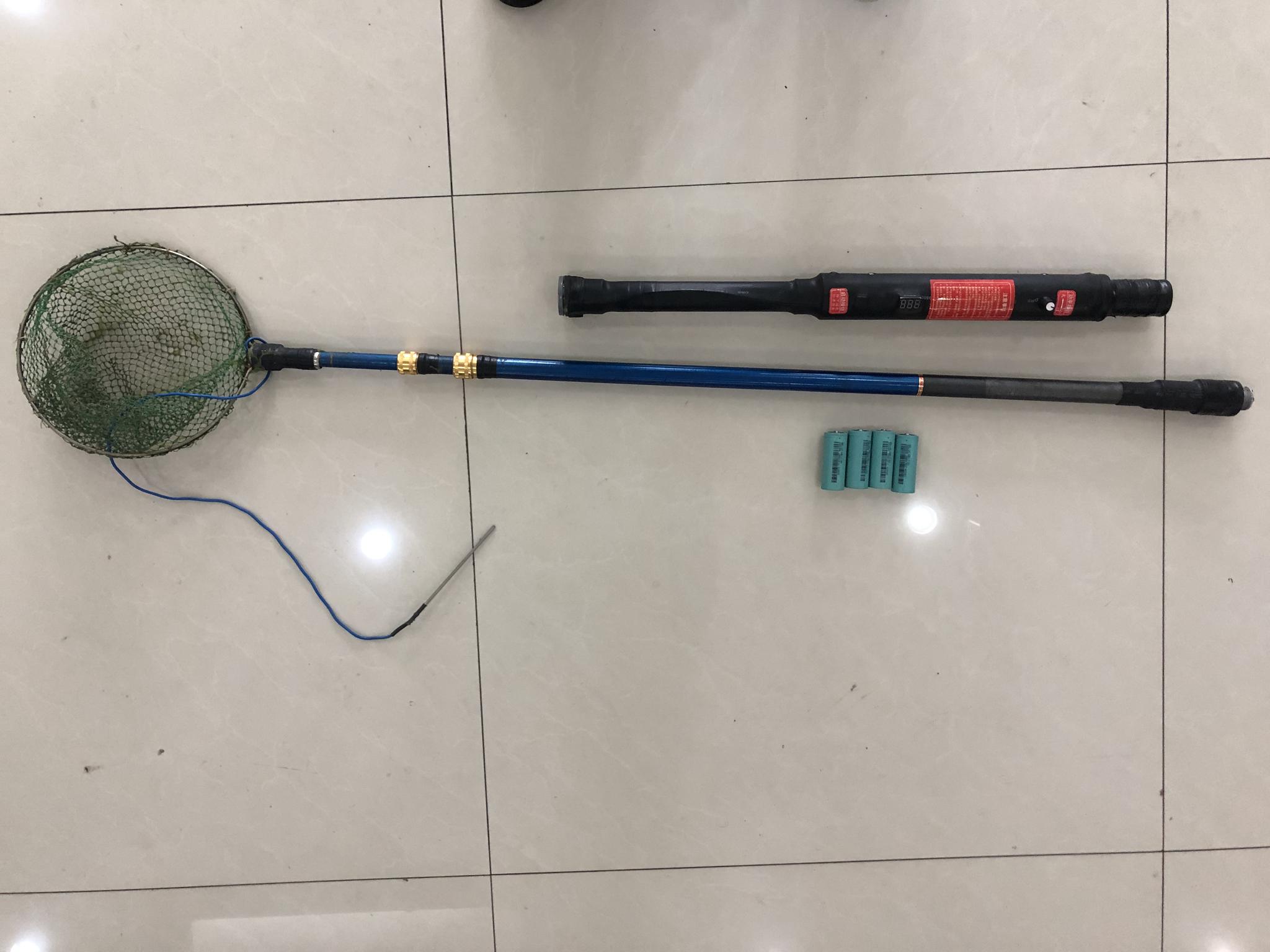 长航重庆警方破获1起新型电鱼捕捞案