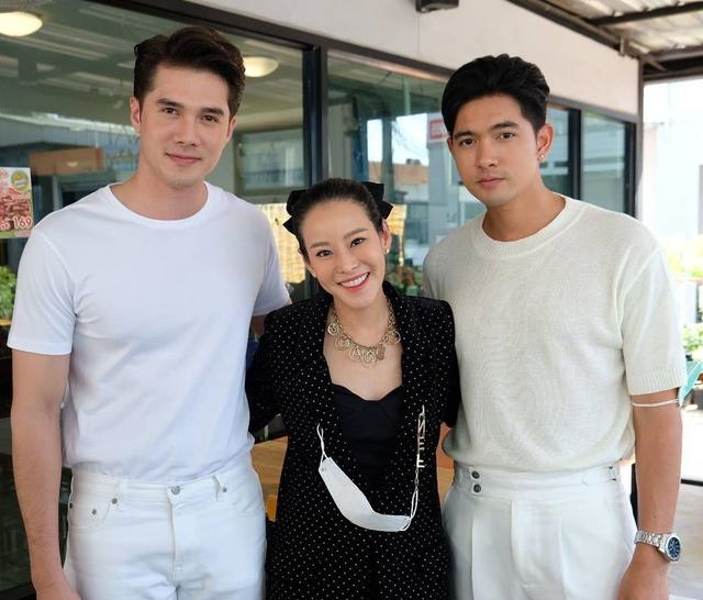 《情链2》新cp出炉,泰星kem抱mik秀臂力,被制作人宁姨催促减肥