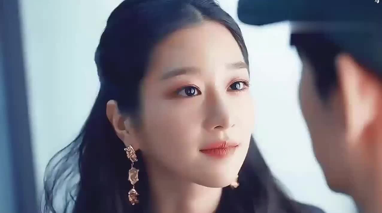 高文英:最纯的脸做最狠的事,黑莲花女主霸气全开