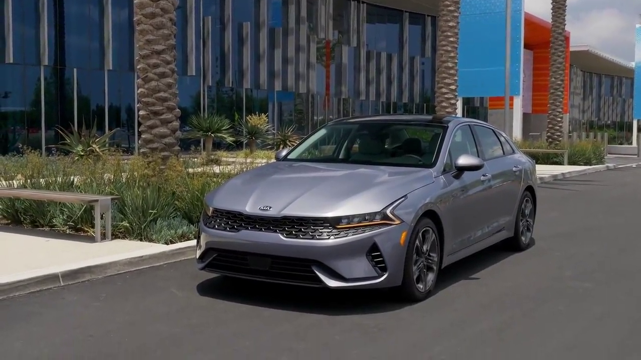 00:00 03:10 03:10 为您推荐: 全新2021起亚k5发布,这技术是真的很帅!