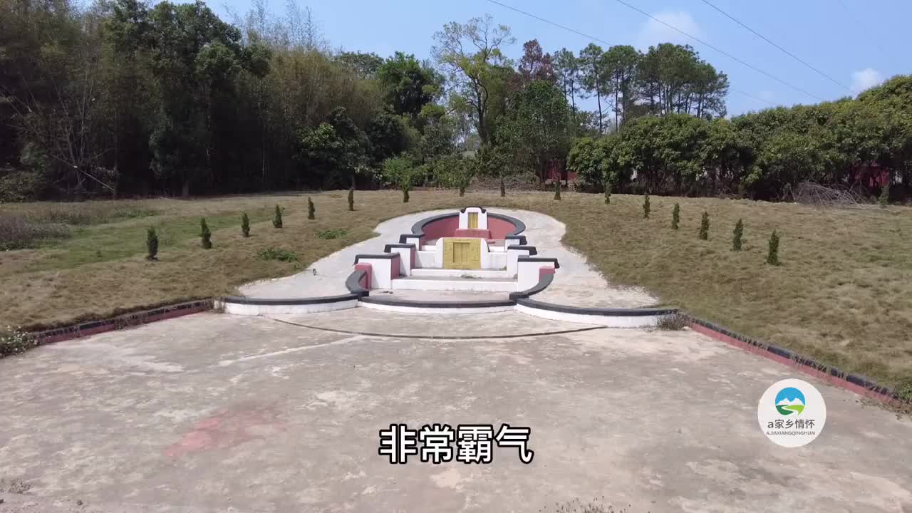 路过广西农村无意中发现的百年古墓十分奇异风水宝地