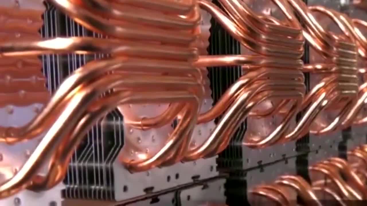 CPU散热器的热管内部是这样的，我还以为是普通的铜管，长见识了