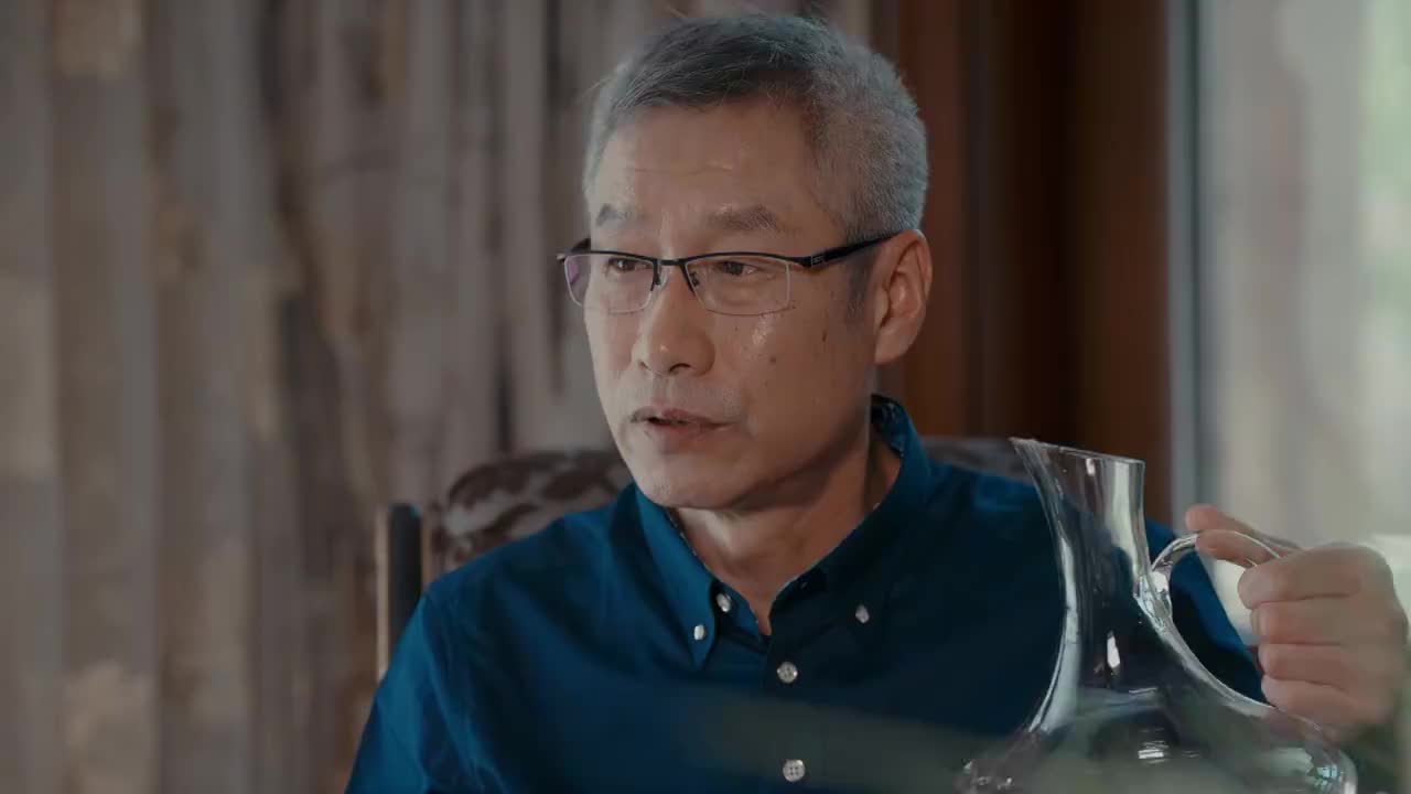 一山很开心知秋回家,丹尼尔很喜欢一山做的菜