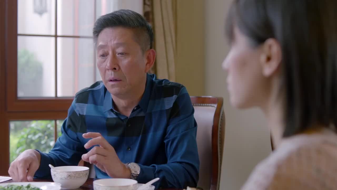 欢乐颂:曲筱绡计策成功,得到父亲的承诺,准备和朋友庆祝