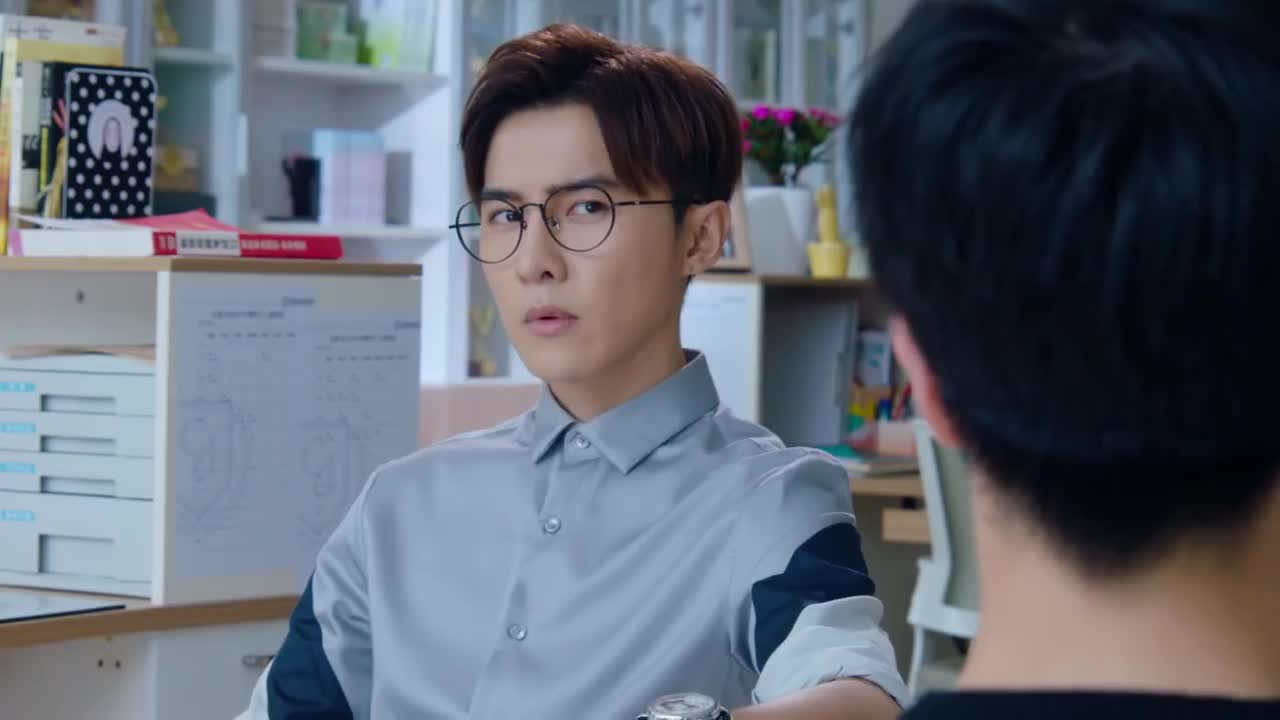 全校都盼着我解散球队!我也没招啊!