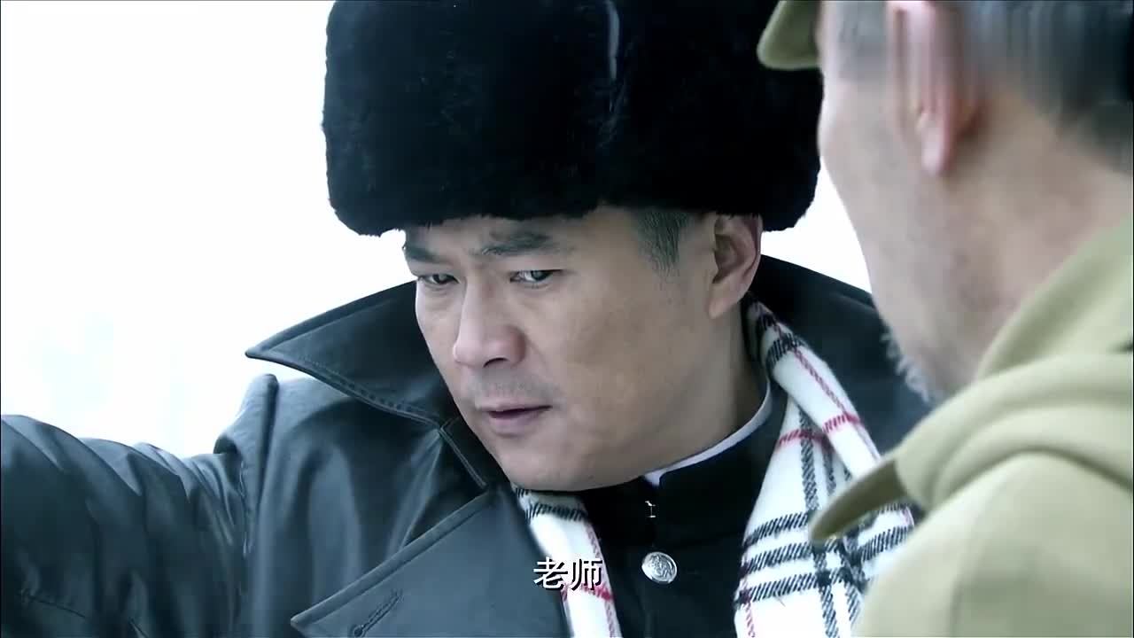 尖刀出鞘:于浩明在将军面前动枪,原来是他自作自受