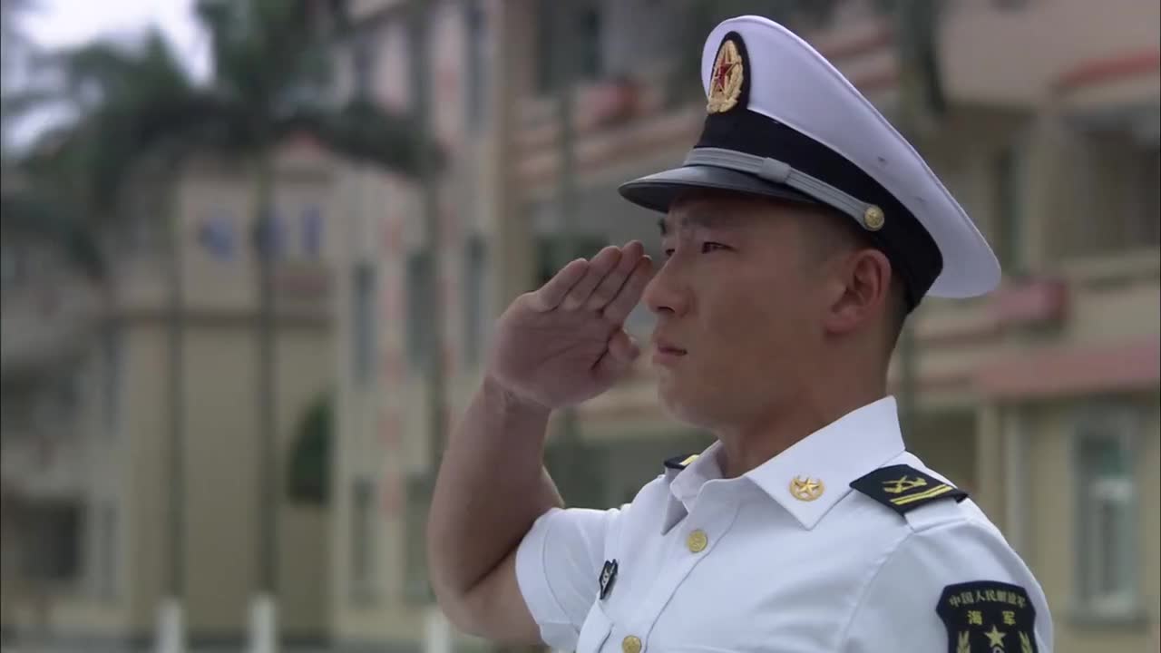 03 为您推荐: 蒋小鱼这损嘴,教训老兵,你得玩阴的 为您推荐: 火蓝刀锋