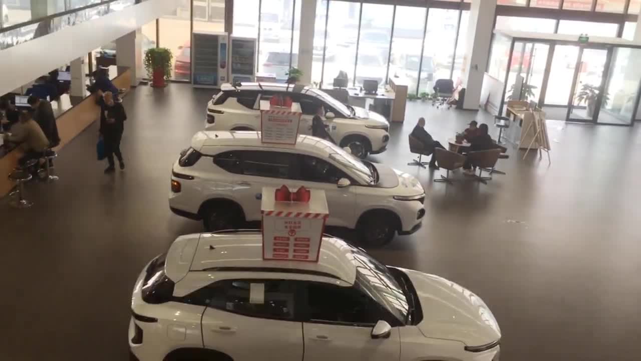 视频：手动自动增压自吸，还有精英豪华尊贵，新宝骏RM-5到底怎么选？