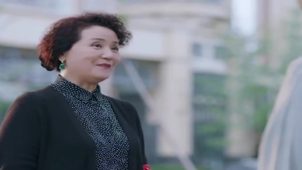 暴风眼得知安静没有男朋友马尚妈妈眉开眼笑