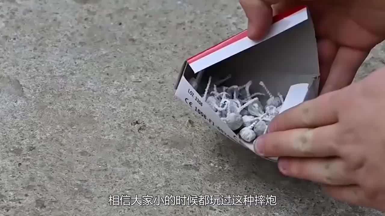 用10000只摔炮组成的大摔炮威力有多大老外实测场面十分