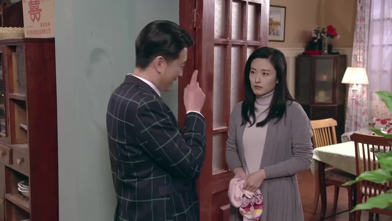 遥远距离司梦南向苏扬讲述了郑向东说的话苏扬却没有理睬他