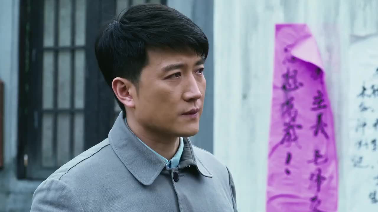 遥远距离苏扬想告发司梦南朱丽娜规劝她好好考虑