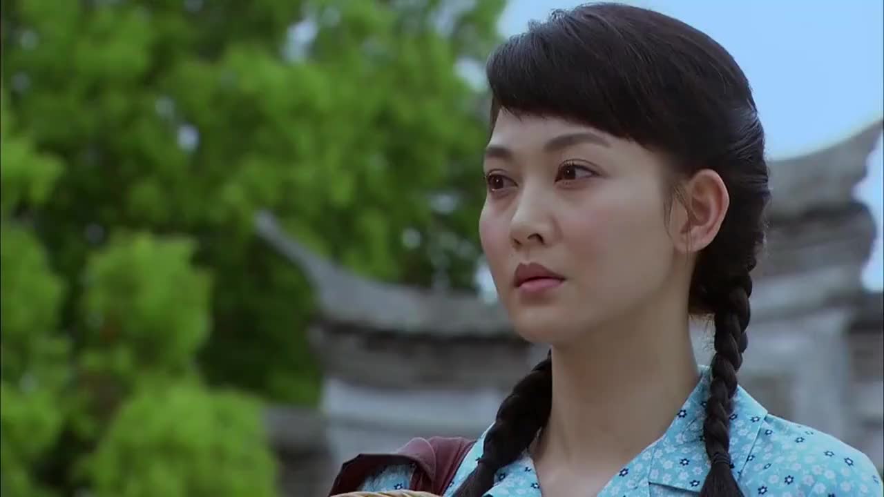 后妈的春天春云回家不能进家门回想曾经的种种生活