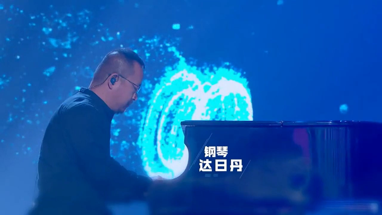 声线碰撞，深情拉满：杨宗纬李昃佑演绎《念念》