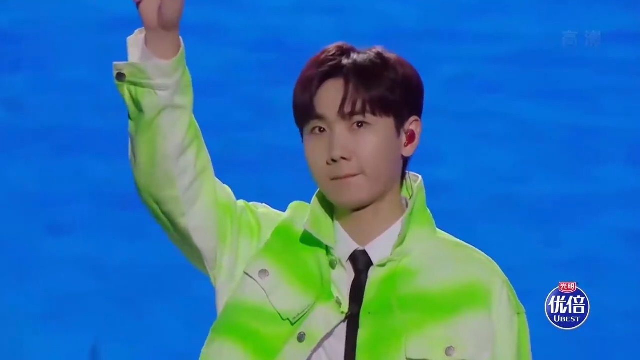 汪苏泷大张伟合唱《我悄悄蒙上你的眼睛》，根本听不够