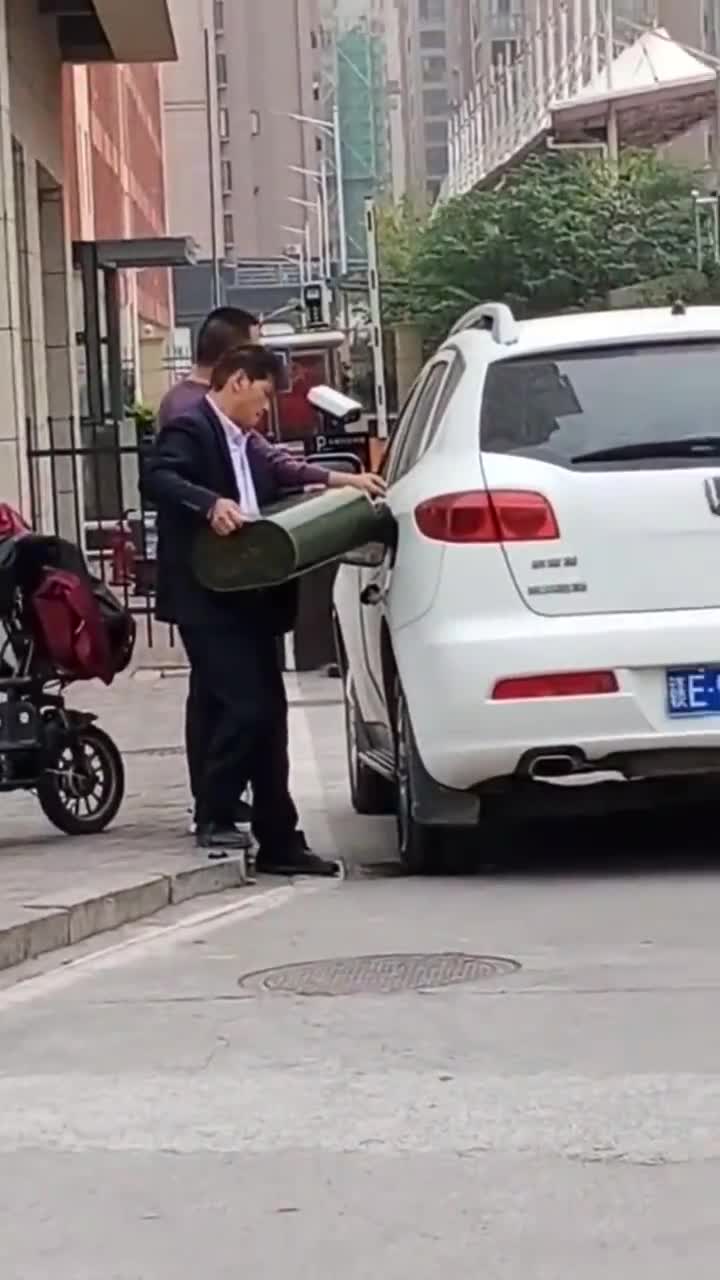 纳智捷真的开不到加油站了吗