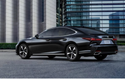 雷克萨斯ls300报价图片