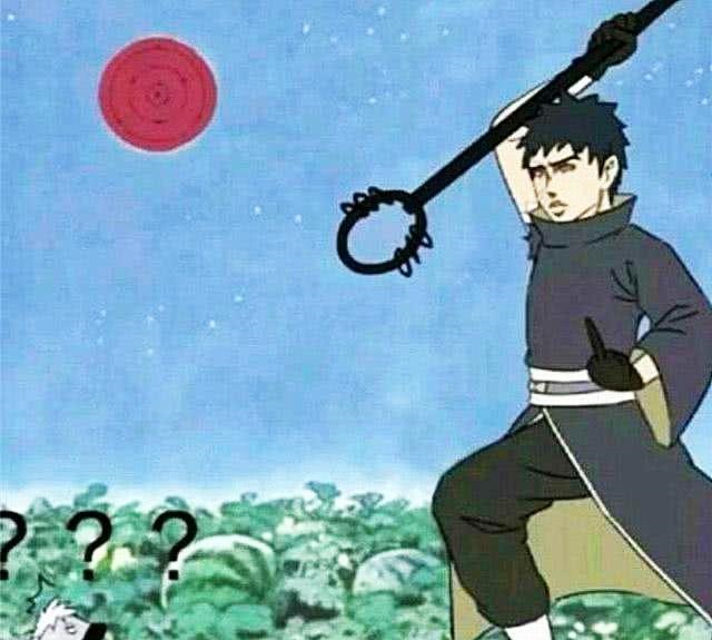 大蛇丸是木叶传说中的三忍,他研究禁术,想要得到永生的秘密,大蛇丸的