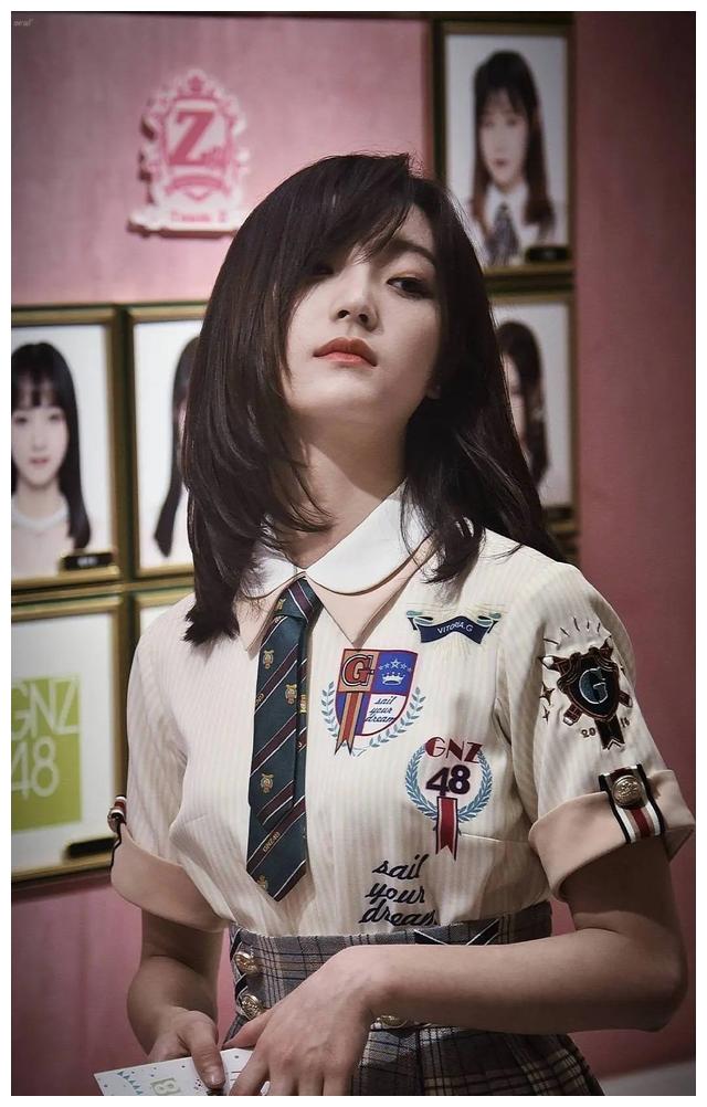 gnz48成员谢蕾蕾被曝出同学谈恋爱,否认后粉丝觉得她在撒谎?