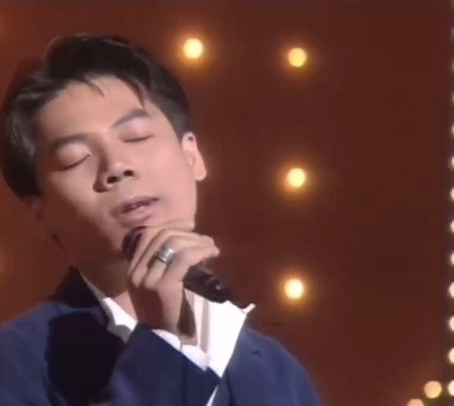 梁朝伟邝美云巫启贤翻唱张学友经典金曲《等你等到我心痛》