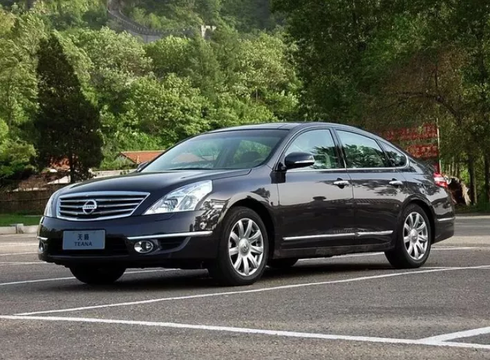 消失的日产公爵论低调和内涵它不输皇冠