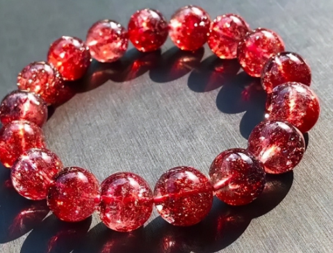 红幽灵水晶是如何形成的__财经头条