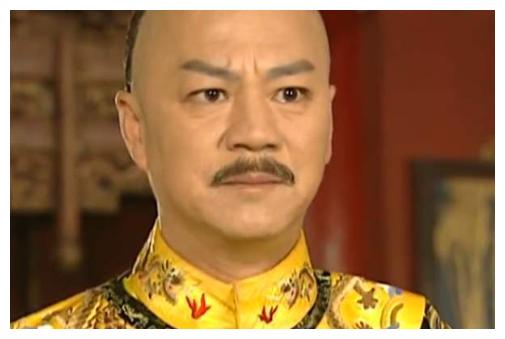 还珠格格三;因为一件事,皇上不喜欢小燕子了,原因不怪知画!