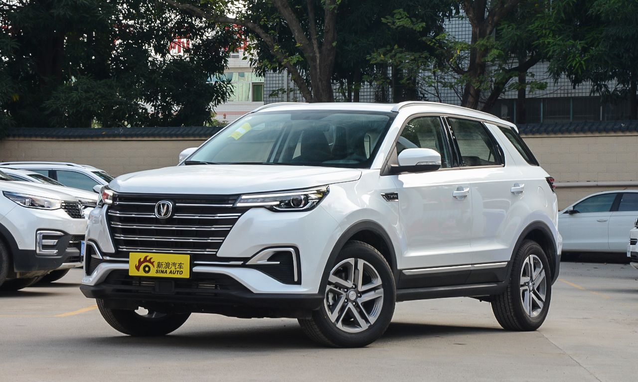 2020款长安cs55 plus 1.5t 手动炫色型_高清图集_新浪网