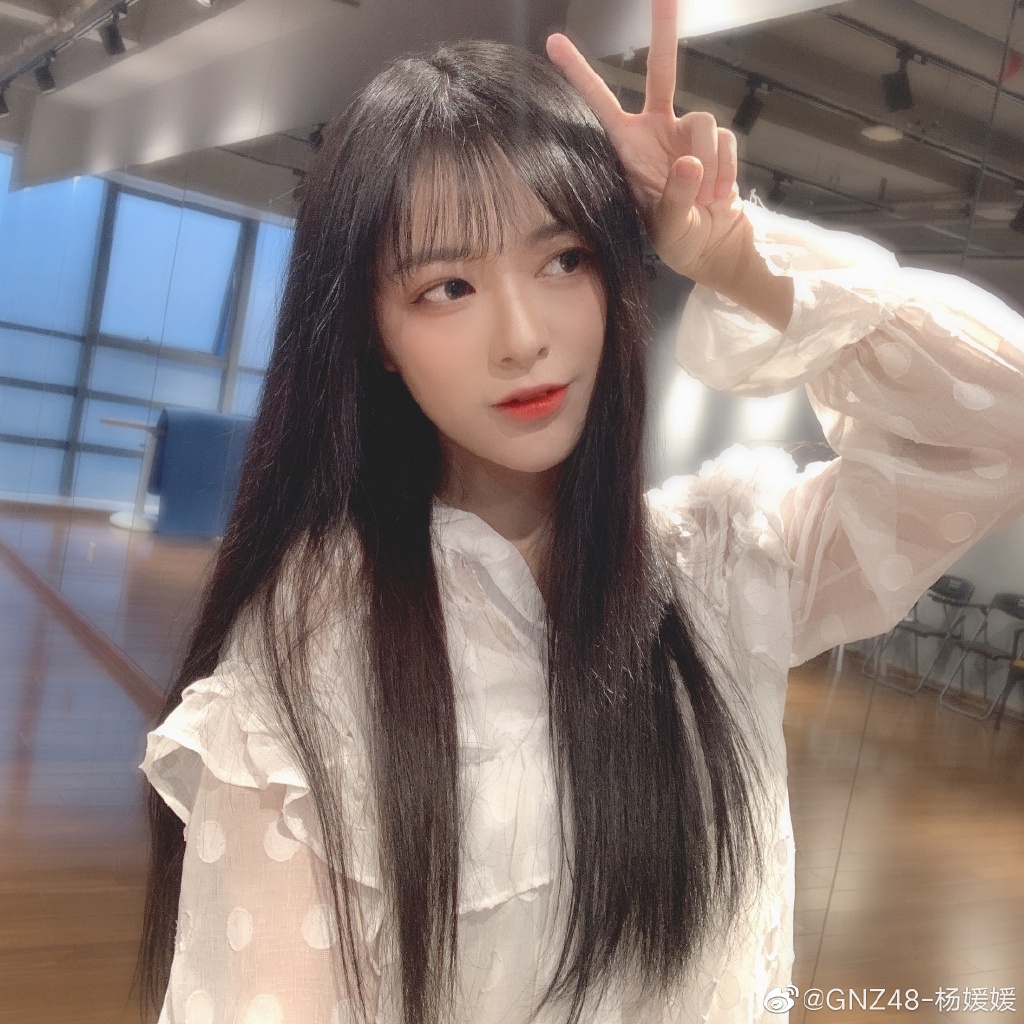 偶像美少女gnz48-杨媛媛迷人美照欣赏