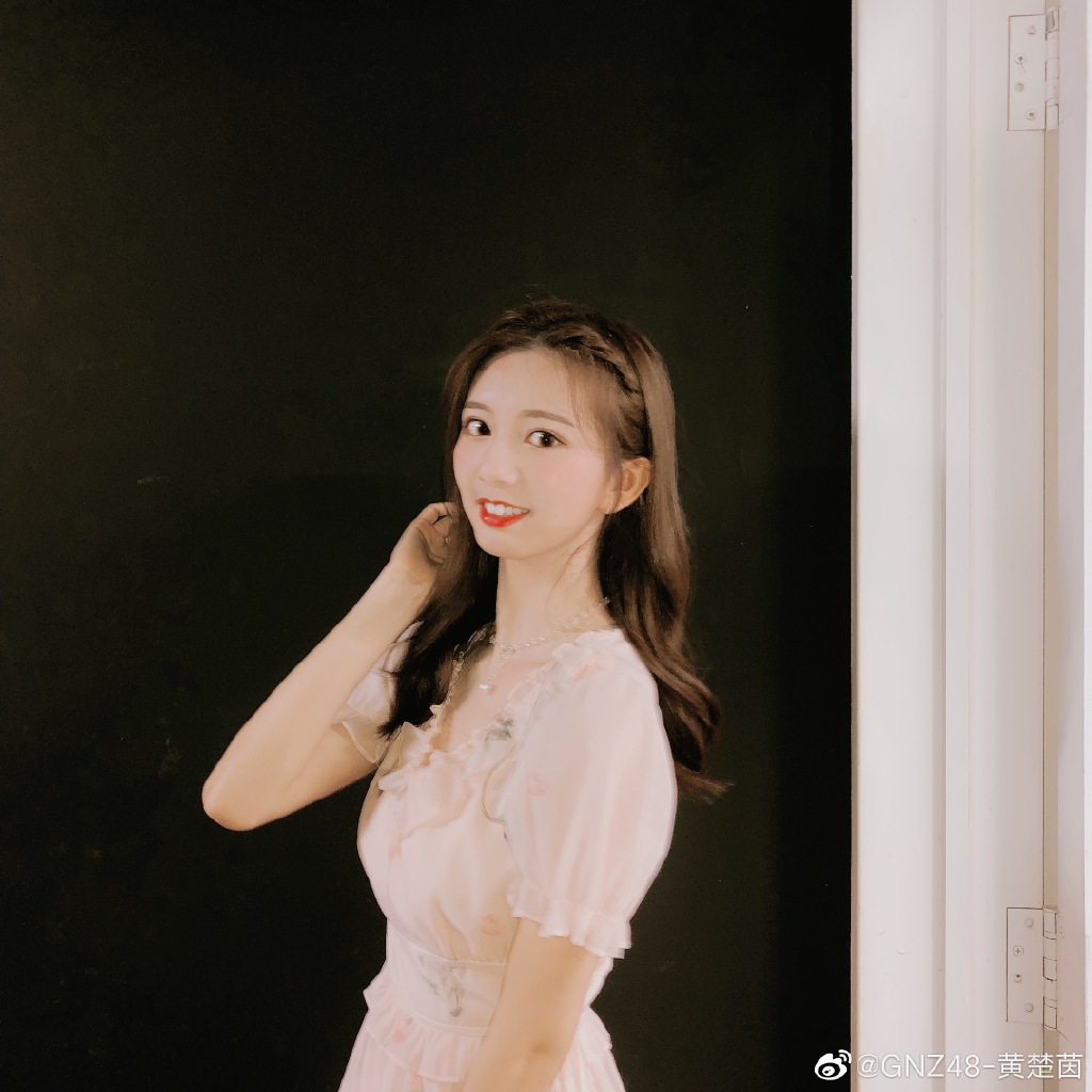 可爱美女gnz48-黄楚茵迷人写真美照好清纯_高清图集_新浪网
