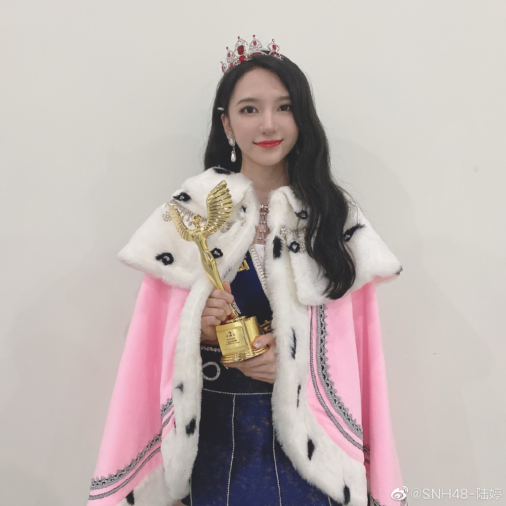 美少女歌手snh48-陆婷迷人写真美照真好看啊_高清图集_新浪网